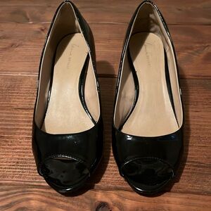 Lane Bryant black shiny open toe pumps 10wide